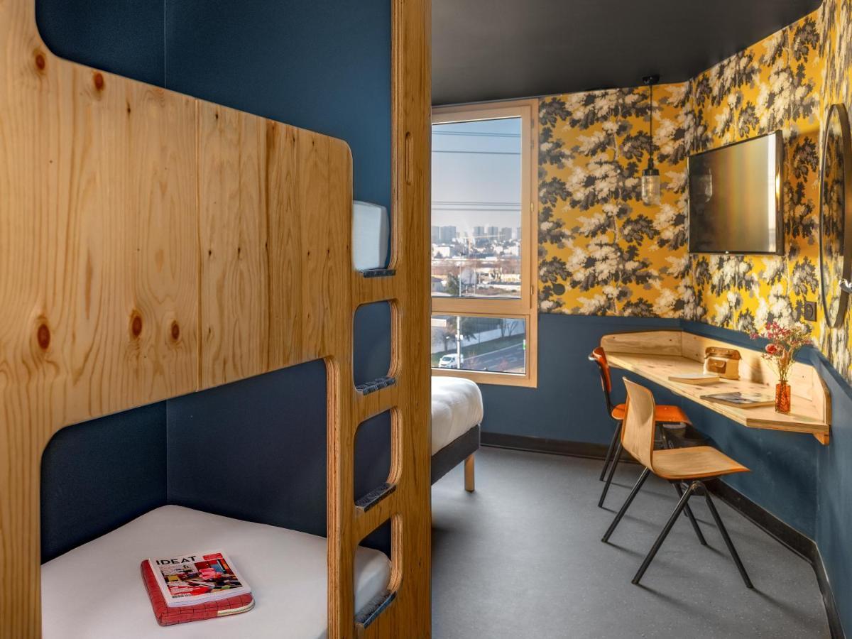 Eklo Lyon Hotel Venissieux Bagian luar foto