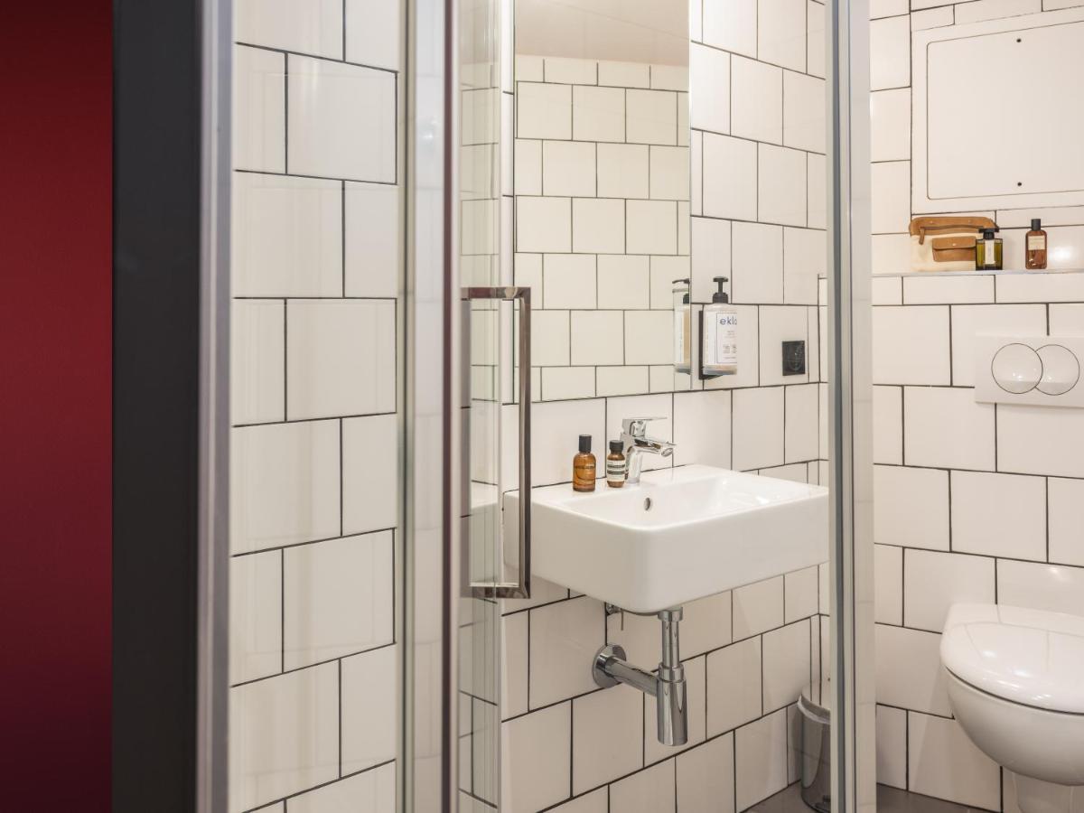 Eklo Lyon Hotel Venissieux Bagian luar foto