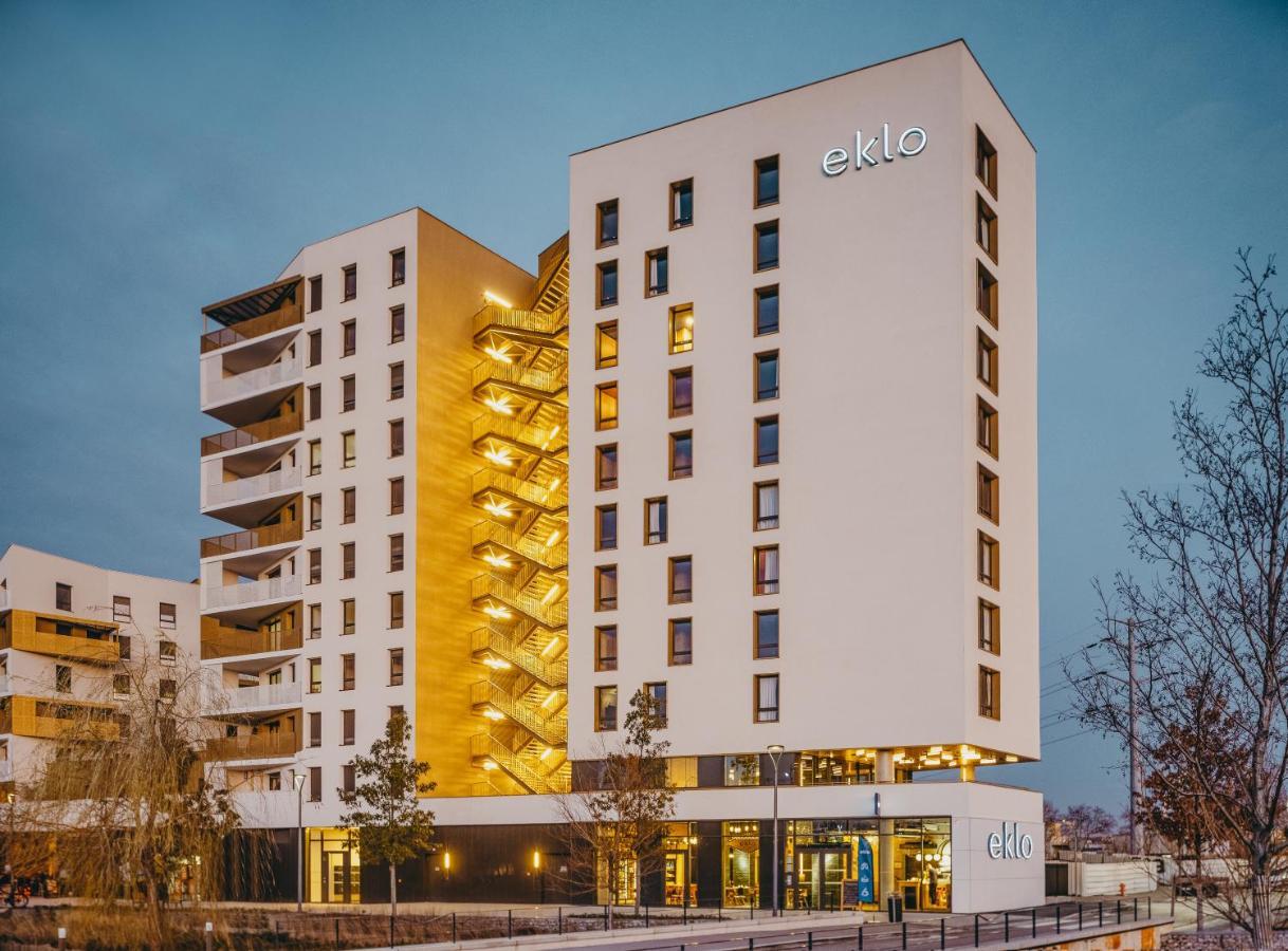 Eklo Lyon Hotel Venissieux Bagian luar foto